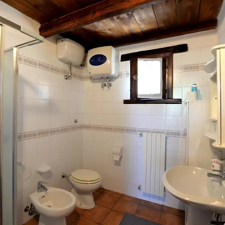 Casa Di Campagna Couette-café 4*